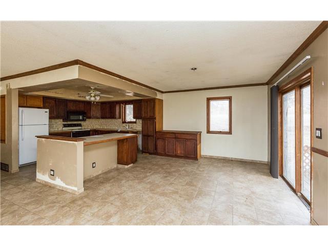 486 77th PlWest Des Moines, IA, 50266Dallas County