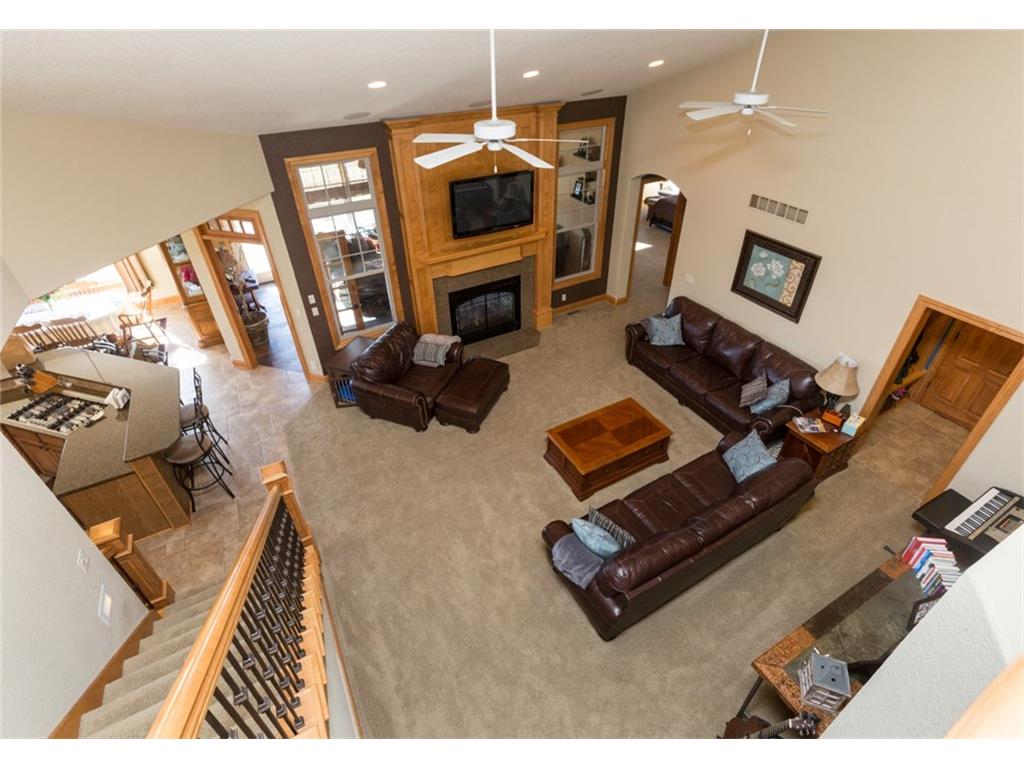 8520 Parkside Circle, West Des Moines, IA 50266