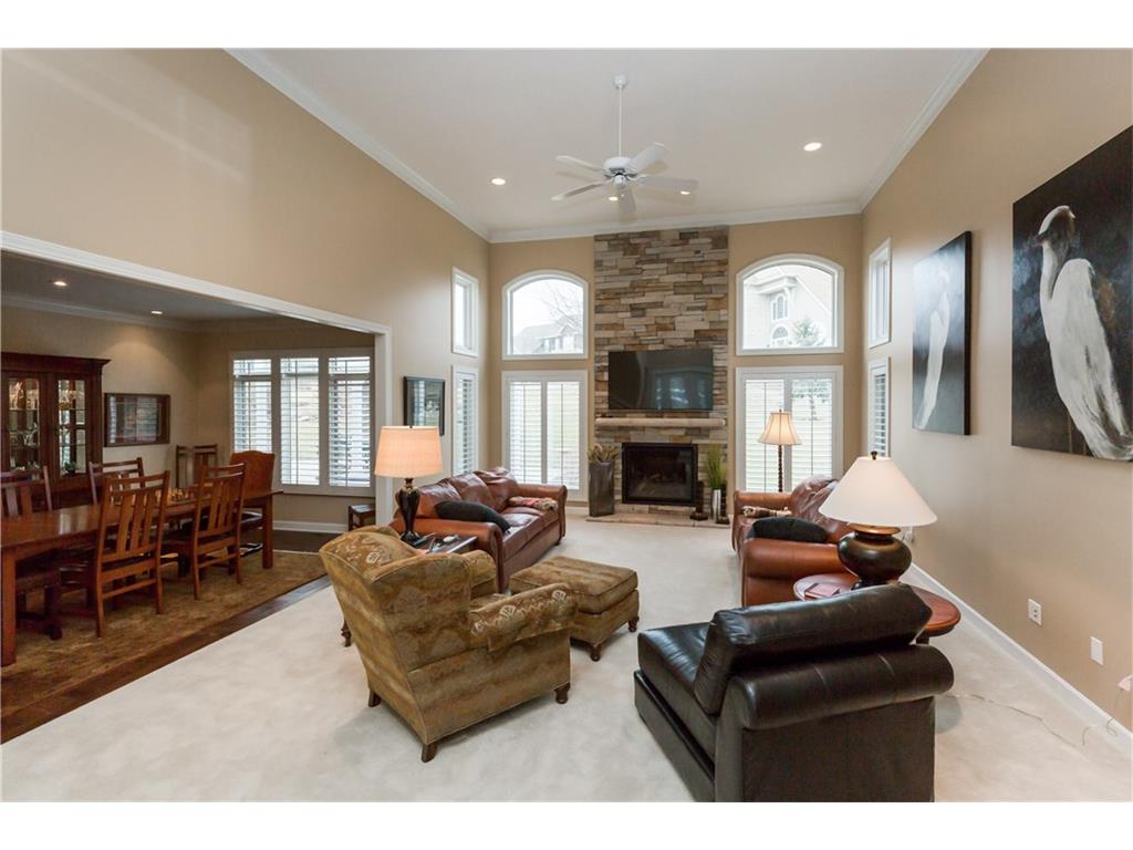 1277 Tulip Tree Lane, West Des Moines, IA 50266