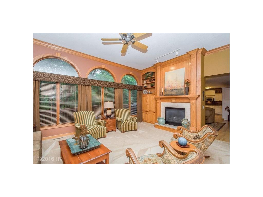 1205 Tulip Tree Lane, West Des Moines, IA 50266