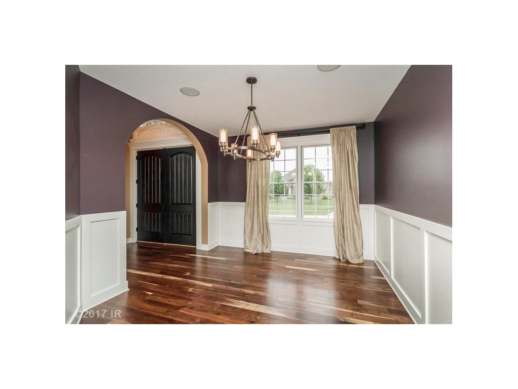 244 62nd Court, West Des Moines, IA 50266