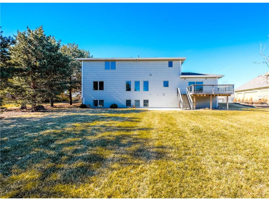 235 62nd Court, West Des Moines, IA 50266