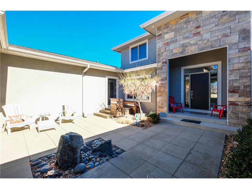 235 62nd Court, West Des Moines, IA 50266