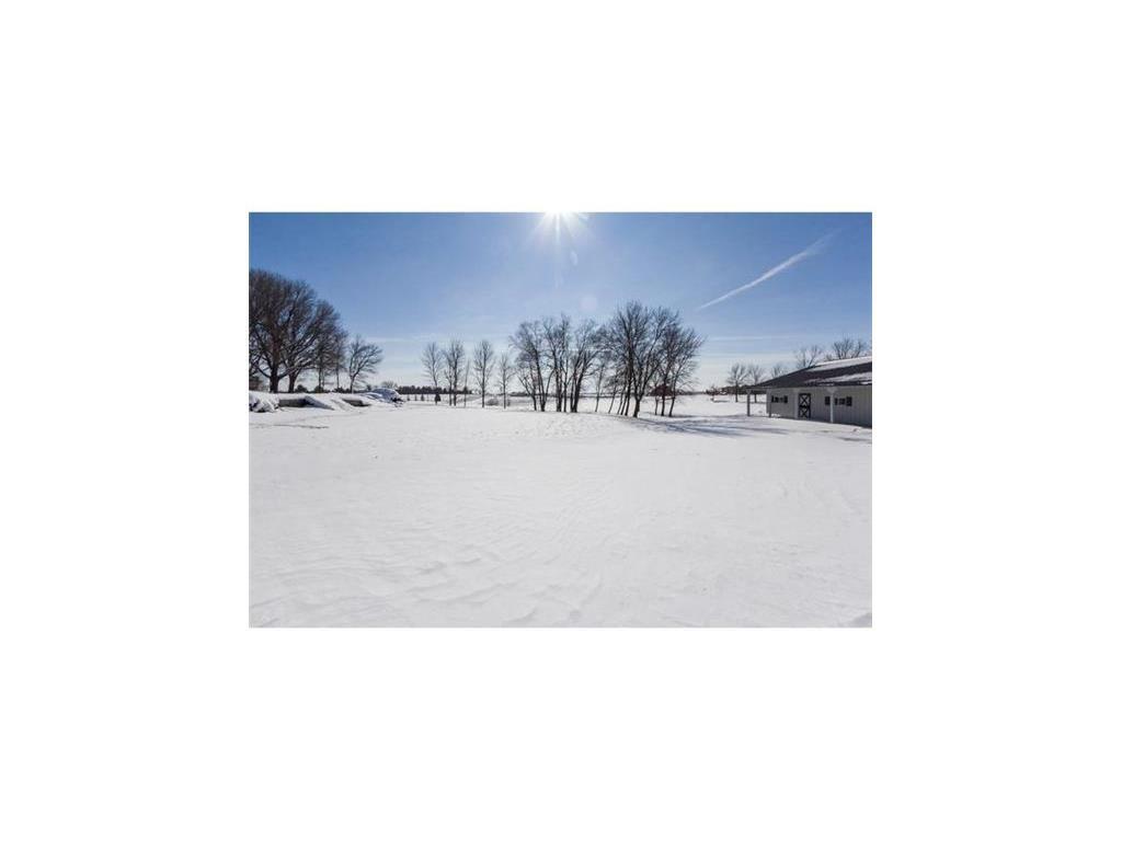655 S 88TH ST, West Des Moines, IA 50266