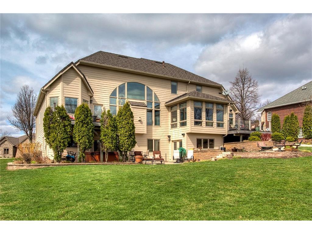 1690 Plum Thicket Lane, West Des Moines, IA 50266