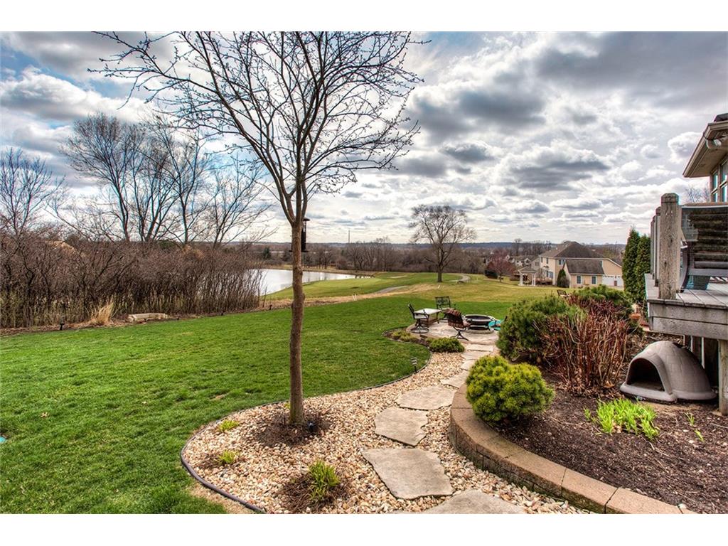 1690 Plum Thicket Lane, West Des Moines, IA 50266
