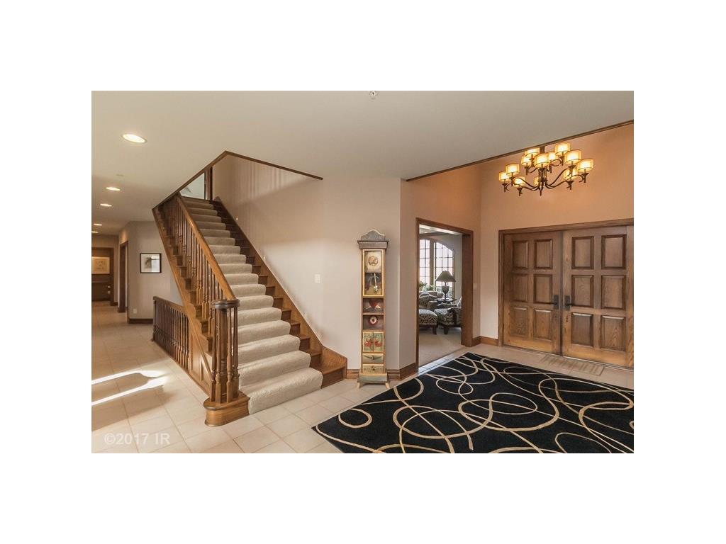 1001 Burr Oaks Drive, West Des Moines, IA 50266