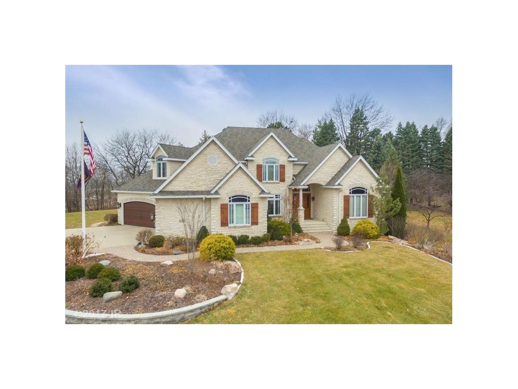 5550 Little Leaf Trail, West Des Moines, IA 50266