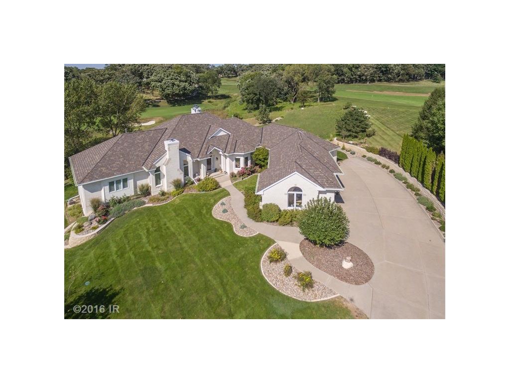 1602 Plum Thicket Lane, West Des Moines, IA 50266