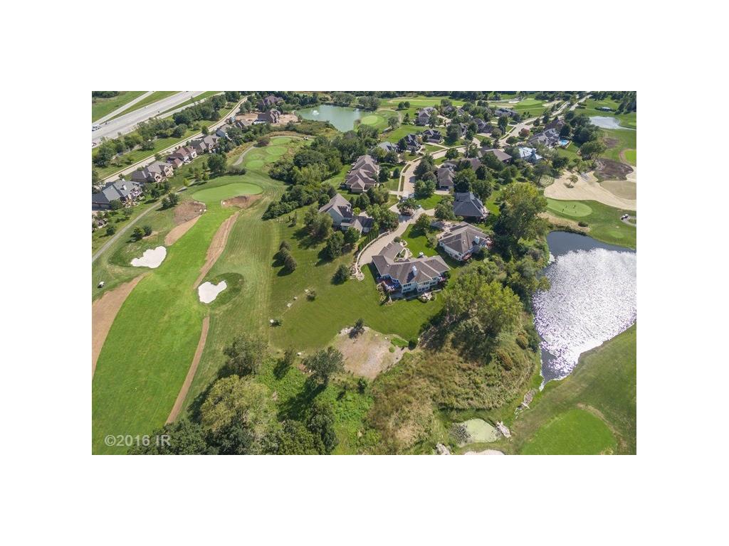 1602 Plum Thicket Lane, West Des Moines, IA 50266