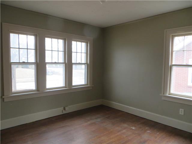 2114 37th StDes Moines, IA, 50310Polk County