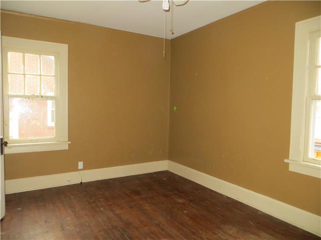 2114 37th StDes Moines, IA, 50310Polk County