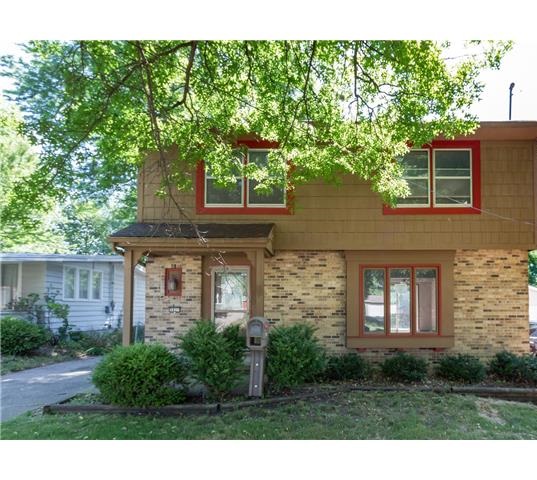 3821 43rd StDes Moines, IA, 50310Polk County