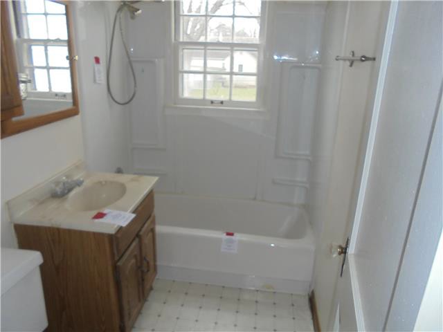 1805 46th StDes Moines, IA, 50310Polk County
