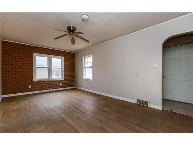 1239 56th StDes Moines, IA, 50311Polk County