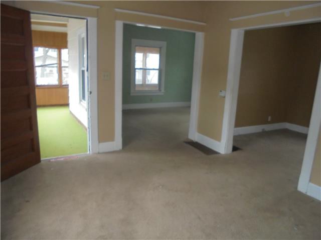 1439 32nd StDes Moines, IA, 50311Polk County