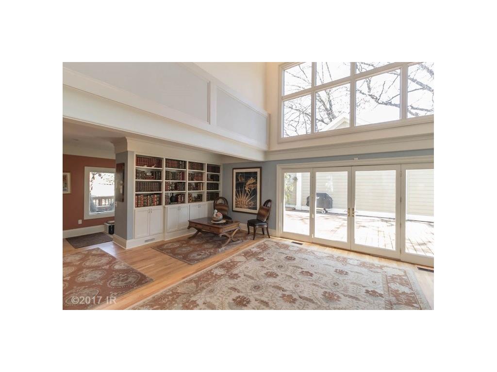 339 45th Street, Des Moines, IA 50312