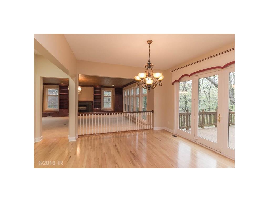 5 Greenwood Terrace, Des Moines, IA 50312