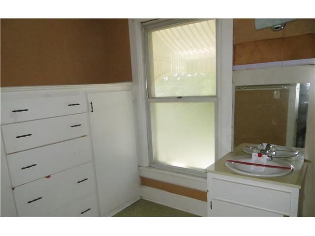 223 Douglas AveDes Moines, IA, 50313Polk County