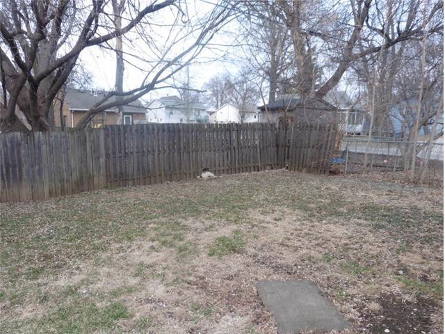 1101 Bundy StDes Moines, IA, 50315Polk County