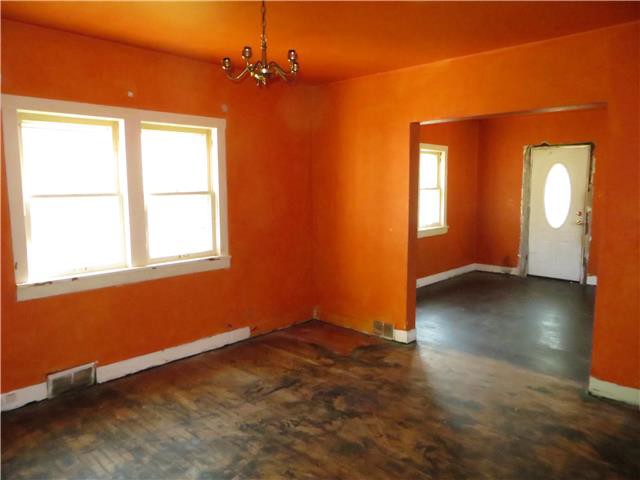 1810 SE 2nd StDes Moines, IA, 50315Polk County