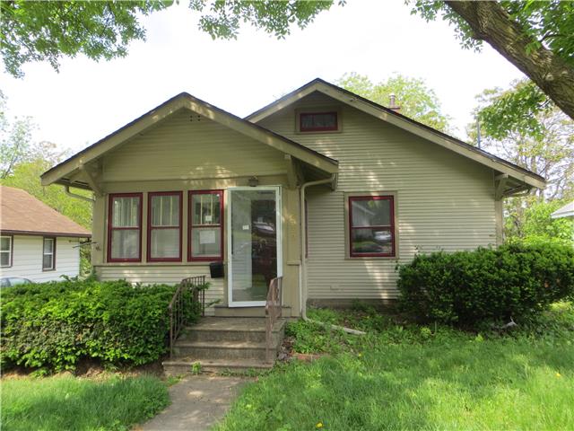 2330 E 12th StDes Moines, IA, 50316Polk County