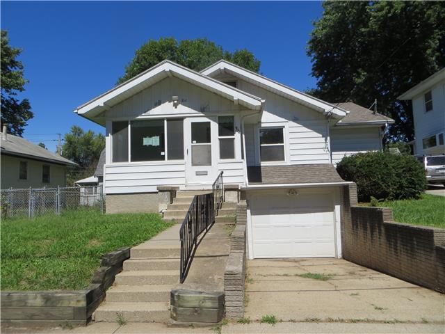 904 Arthur AveDes Moines, IA, 50316Polk County