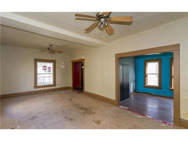 1617 E Walnut StDes Moines, IA, 50316Polk County