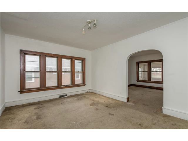 1436 Mattern AveDes Moines, IA, 50316Polk County