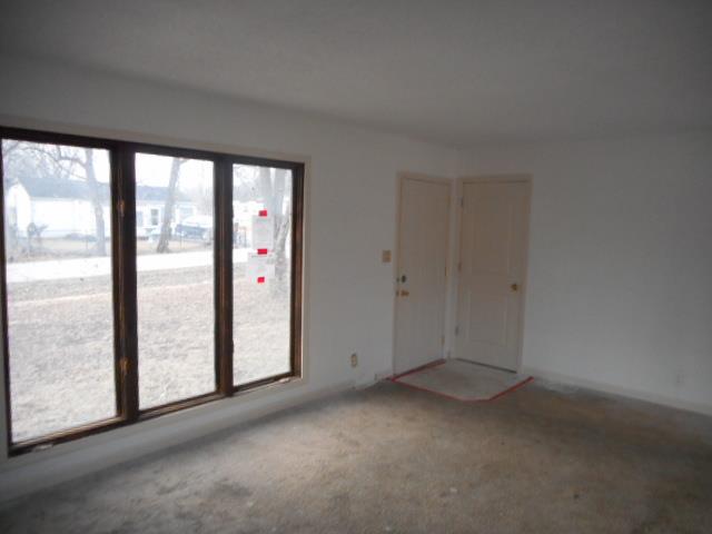 4715 NE 27th CtDes Moines, IA, 50317Polk County