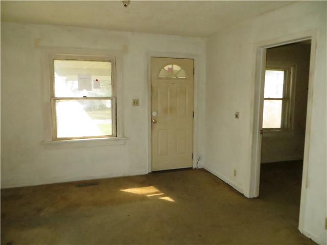1715 E 28th StDes Moines, IA, 50317Polk County