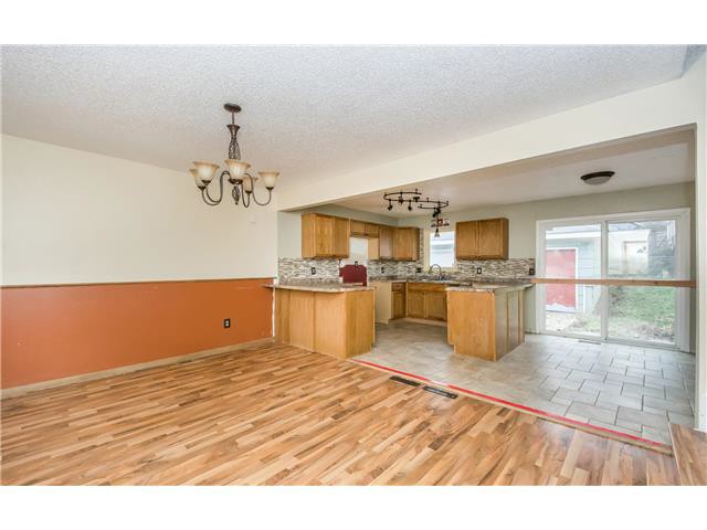 2225 E Caulder CtDes Moines, IA, 50320Polk County