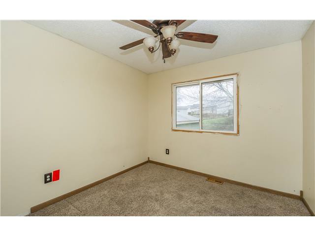 2225 E Caulder CtDes Moines, IA, 50320Polk County