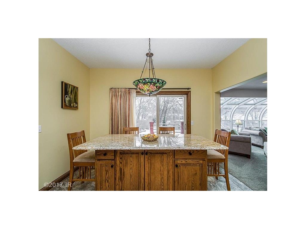2909 Southern Hills Circle, Des Moines, IA 50321