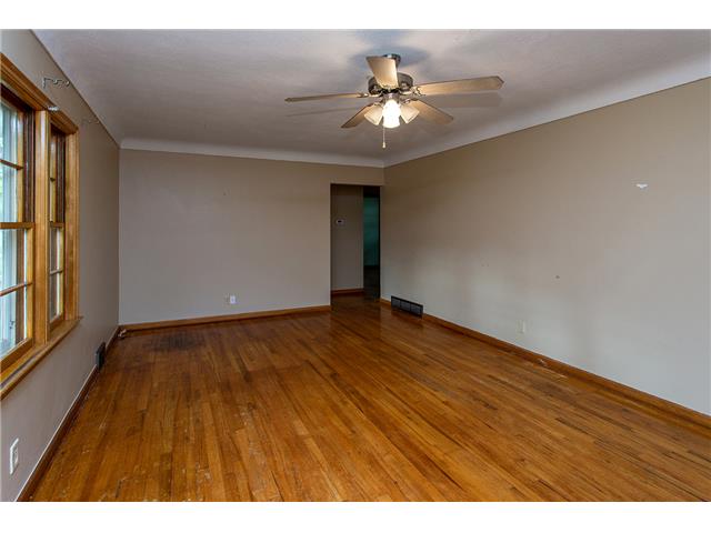 3323 62nd StDes Moines, IA, 50322Polk County