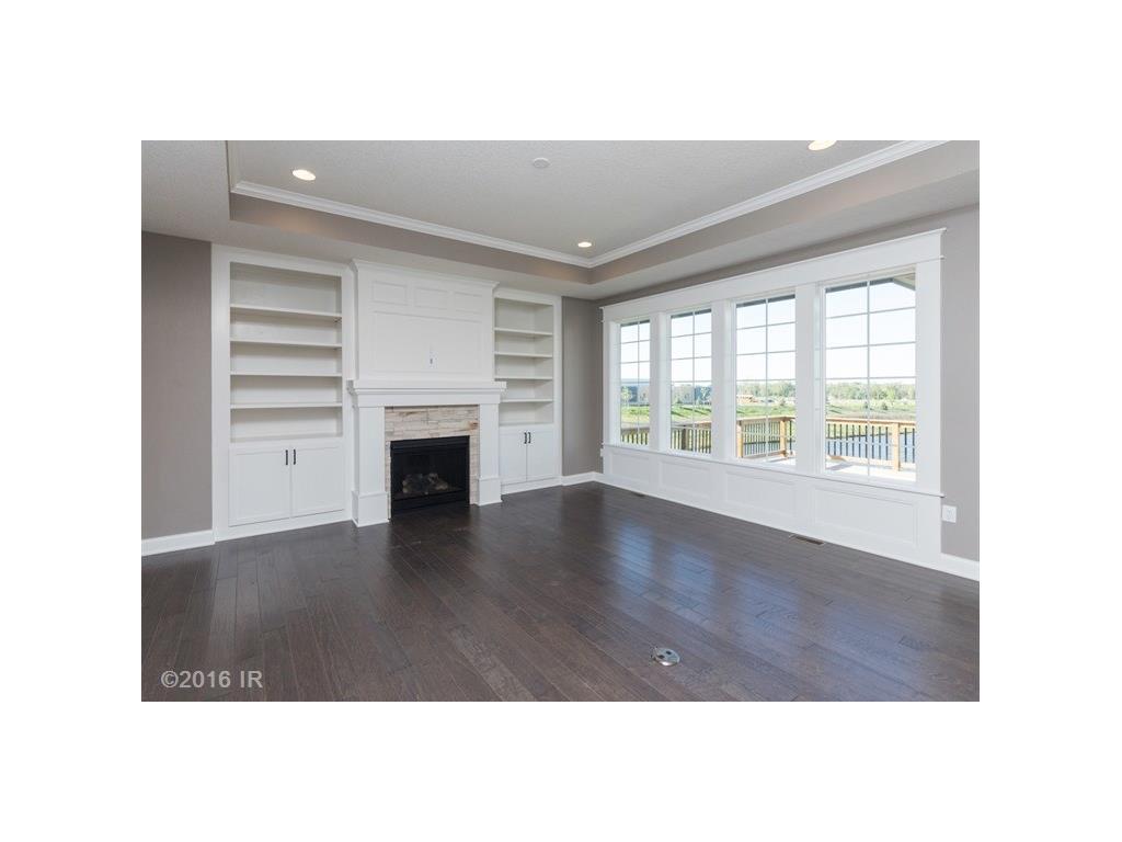 14319 Sheridan Avenue, Urbandale, IA 50323