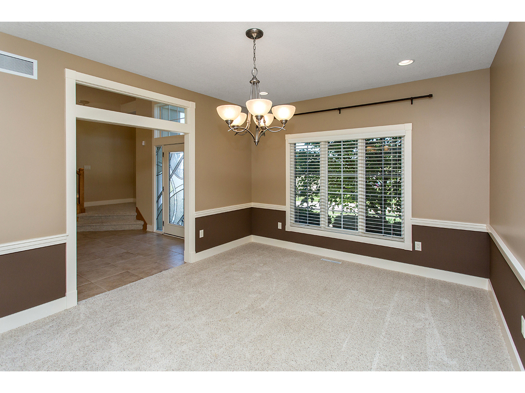 4205 162nd ST, Urbandale, IA 50323