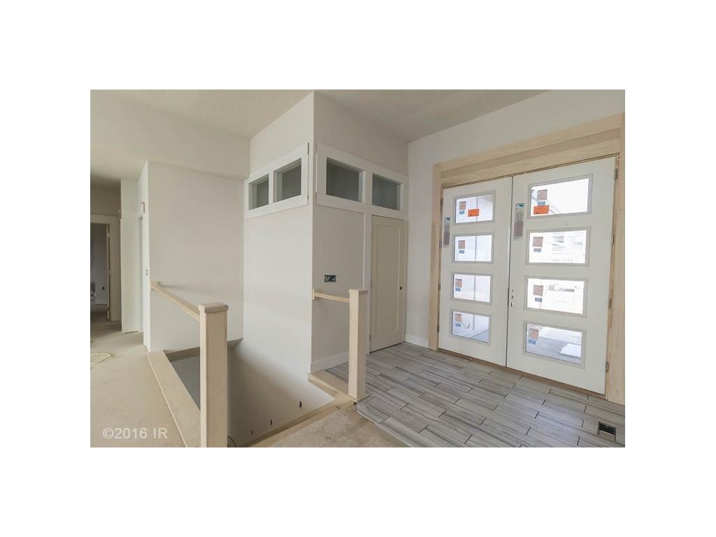 14902 Coyote Circle, Urbandale, IA 50323