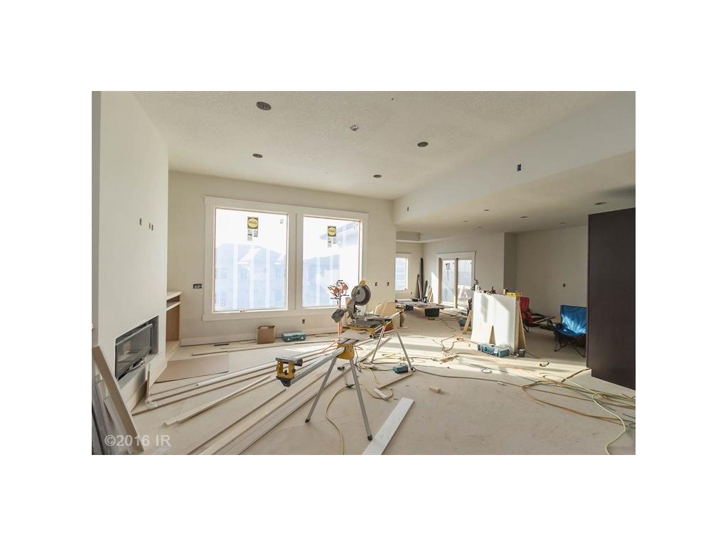 14902 Coyote Circle, Urbandale, IA 50323