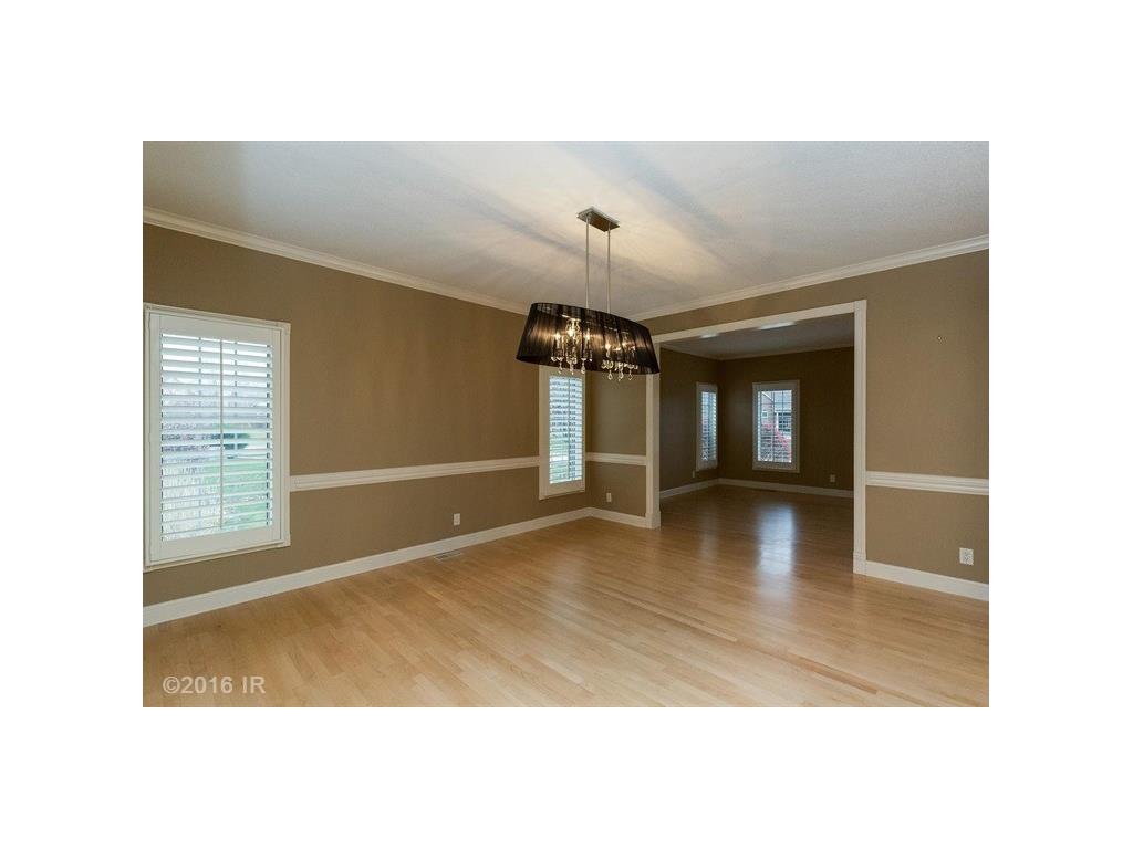 14430 Wilden Drive, Urbandale, IA 50323