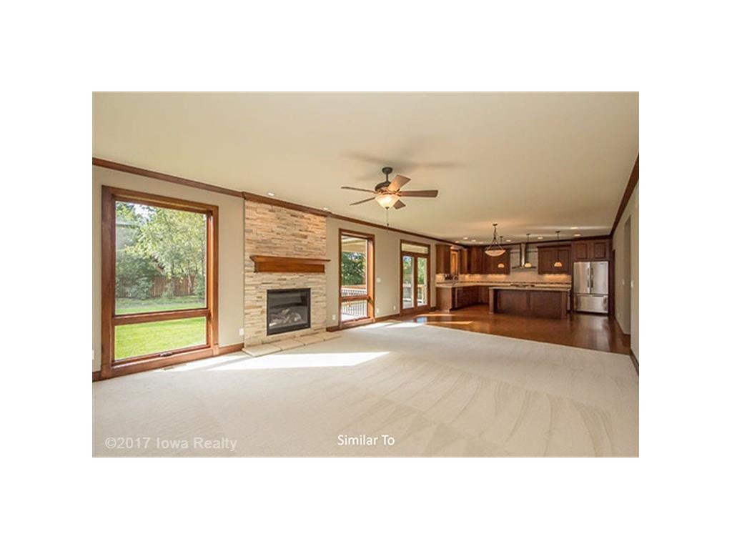 16015 Hickory Lane, Urbandale, IA 50323