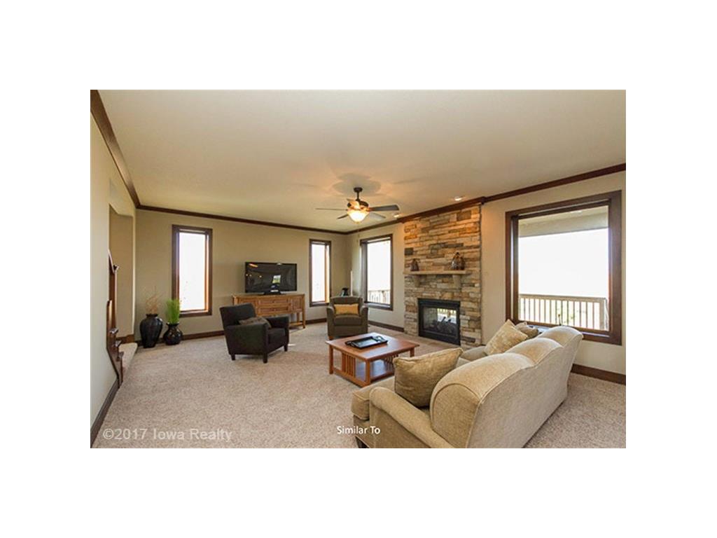 16103 Hickory Lane, Urbandale, IA 50323