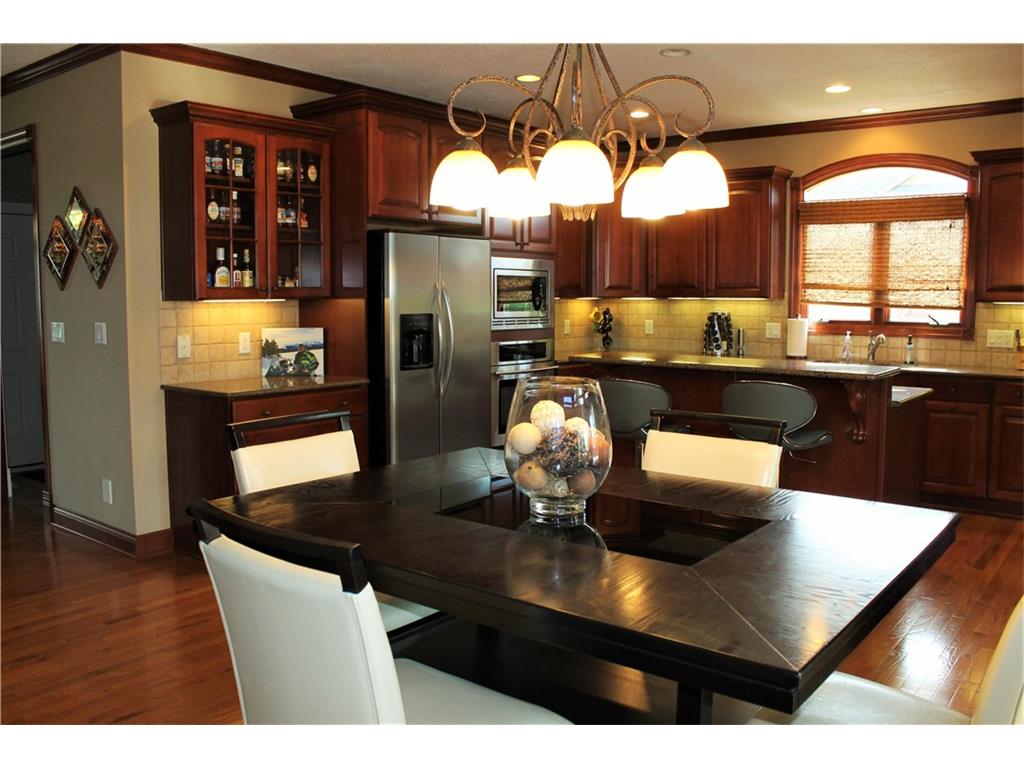 15011 Brookshire Drive, Urbandale, IA 50323