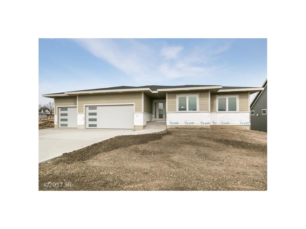 14801 Holcomb Avenue, Urbandale, IA 50323