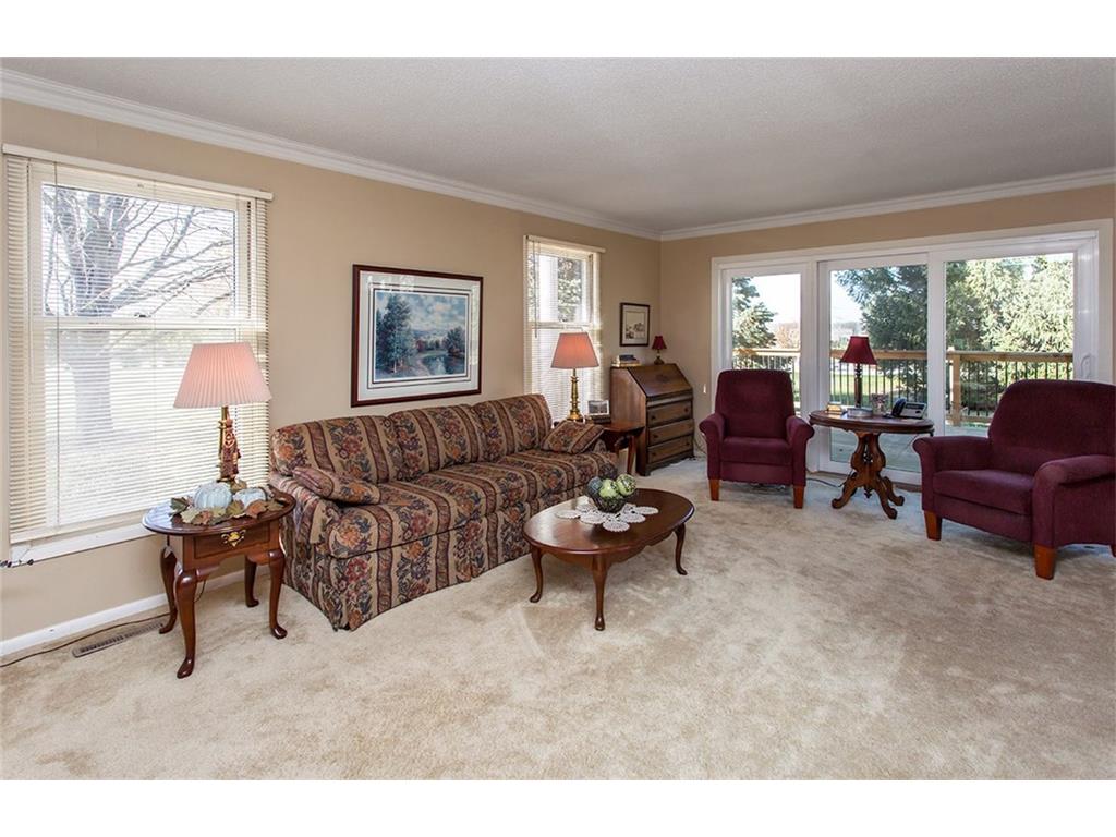 3345 142nd Street, Urbandale, IA 50323