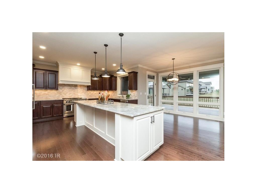 4812 160th Street, Urbandale, IA 50323