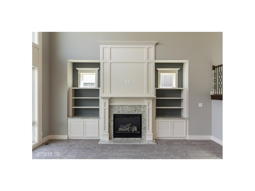 16009 Hickory Lane, Urbandale, IA 50323