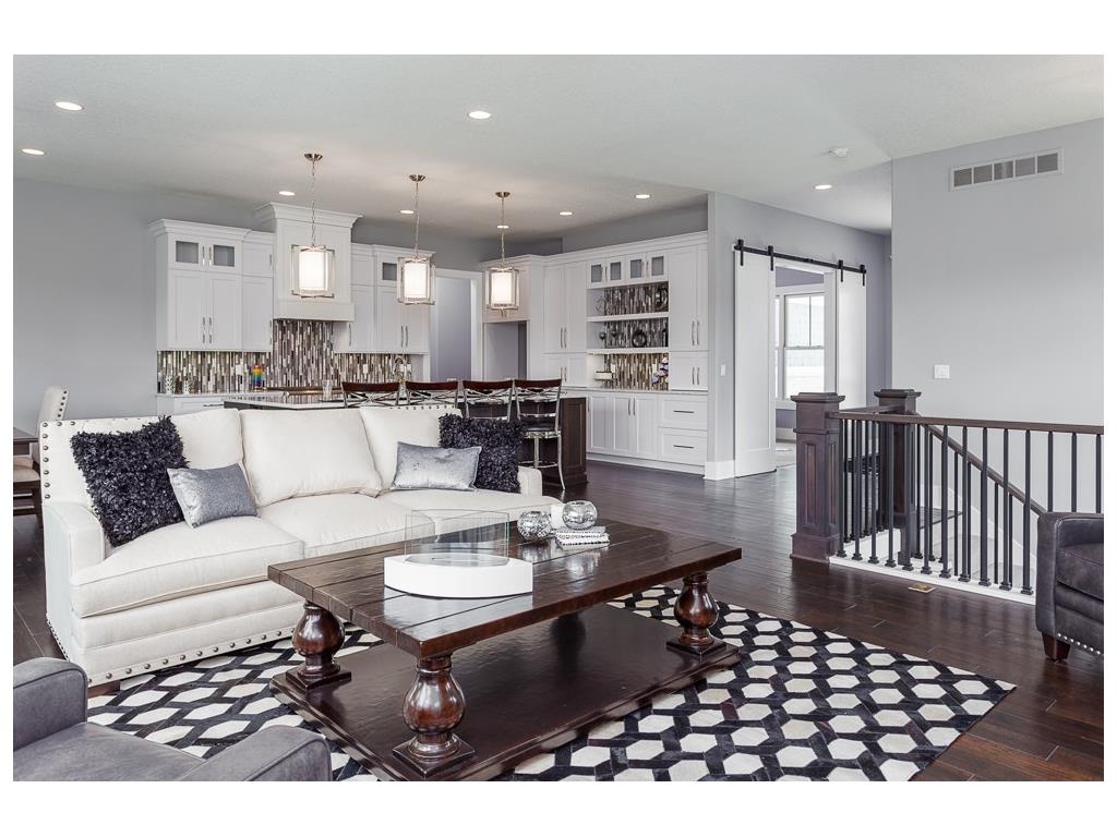 14711 Holcomb Avenue, Urbandale, IA 50323
