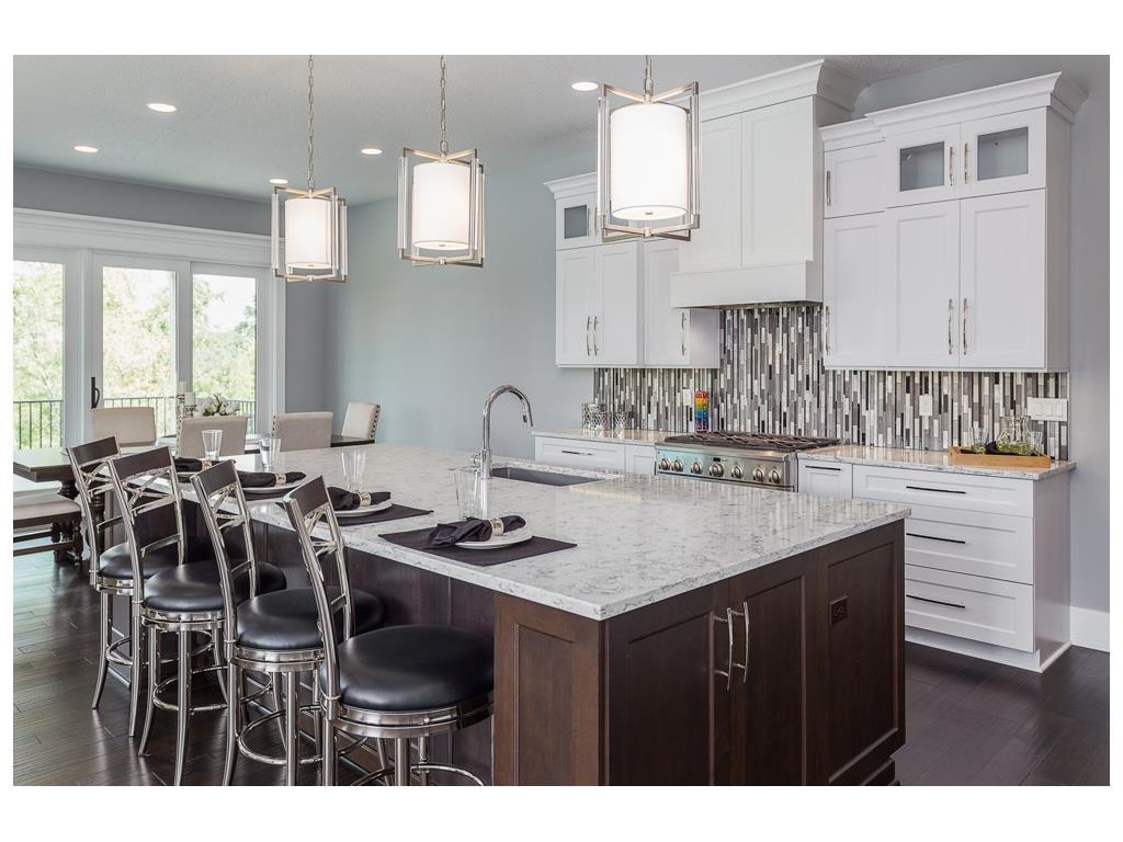 14711 Holcomb Avenue, Urbandale, IA 50323