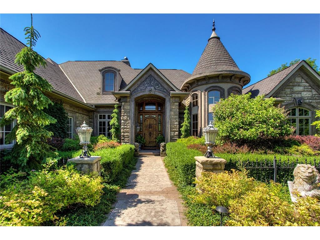 13402 Wilden Circle, Urbandale, IA 50323